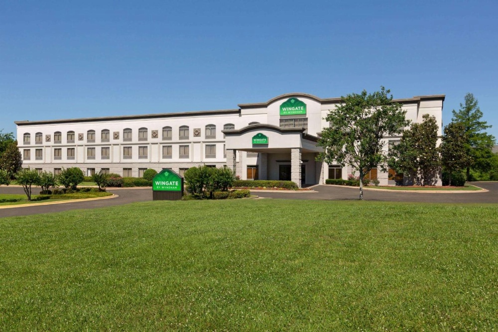 Wingate By Wyndham Montgomery Main image